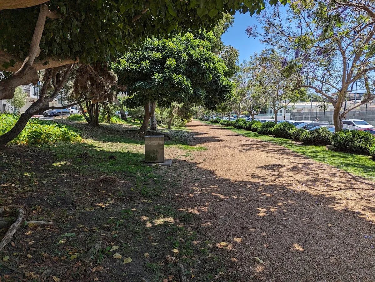 Veteran’s Park Trail