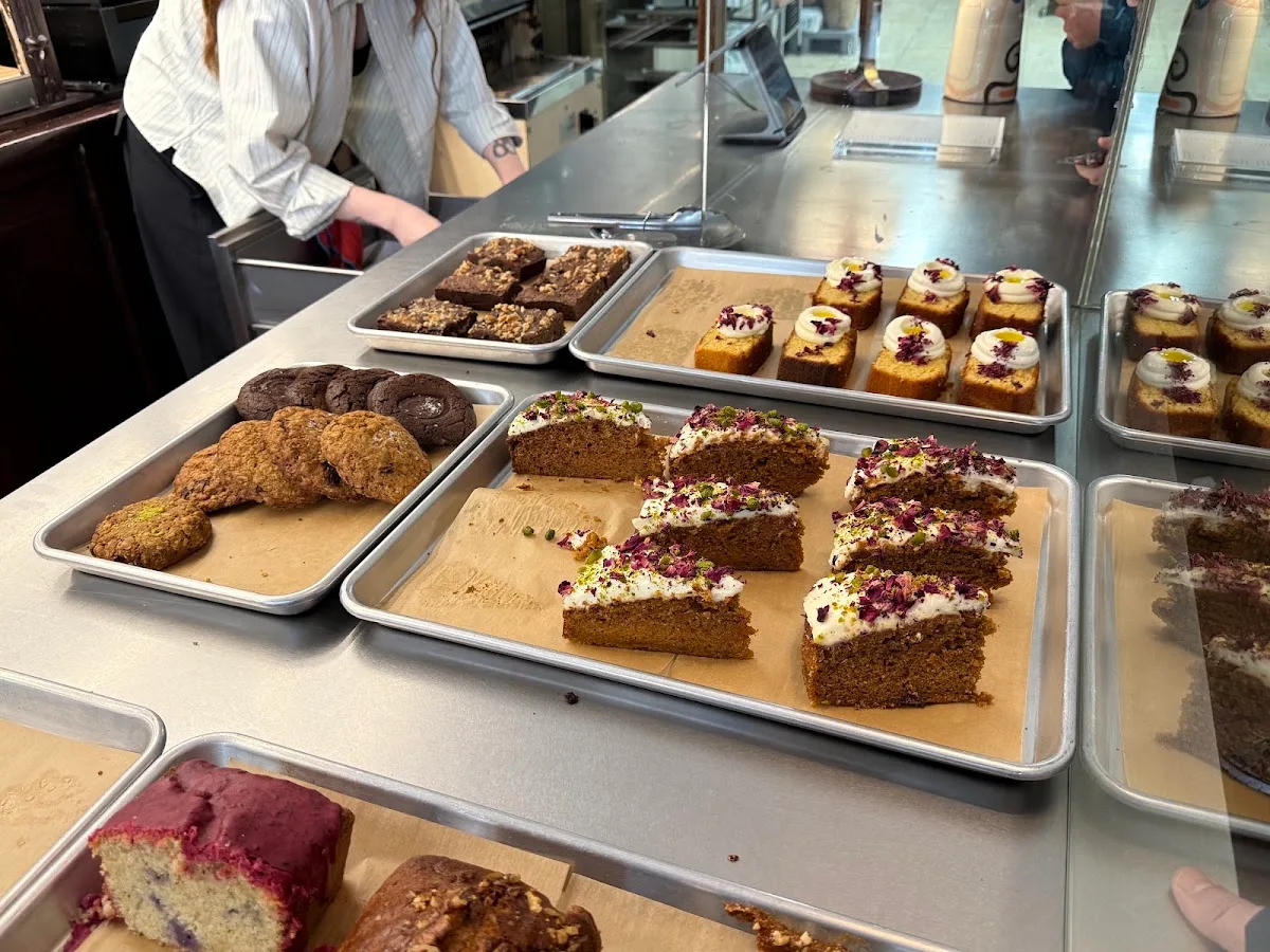 Handy Bakery