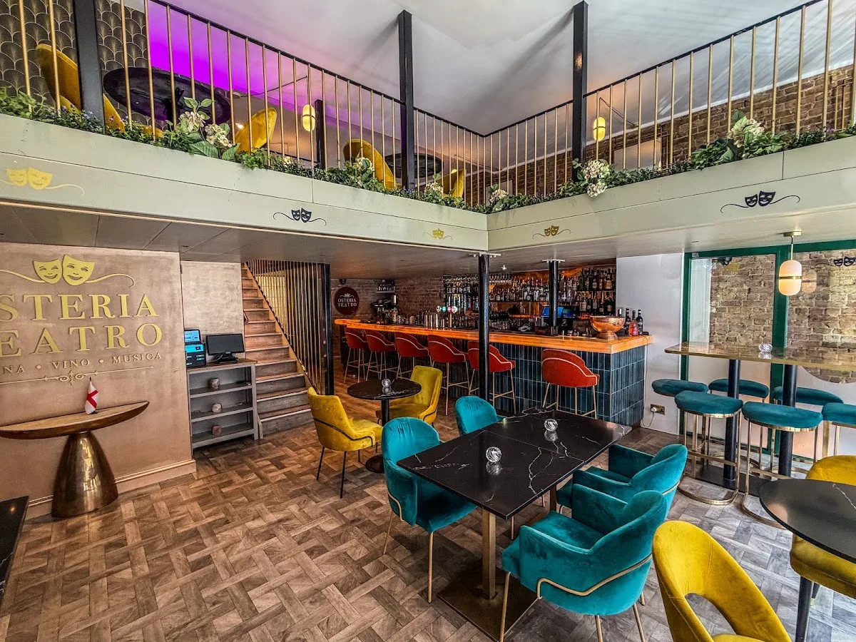 Osteria Teatro Bar & Restaurant