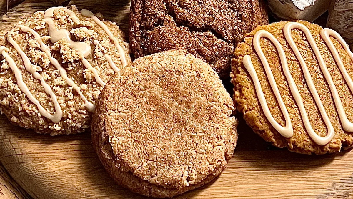 Uzzi's Cookies (Online Bakery)