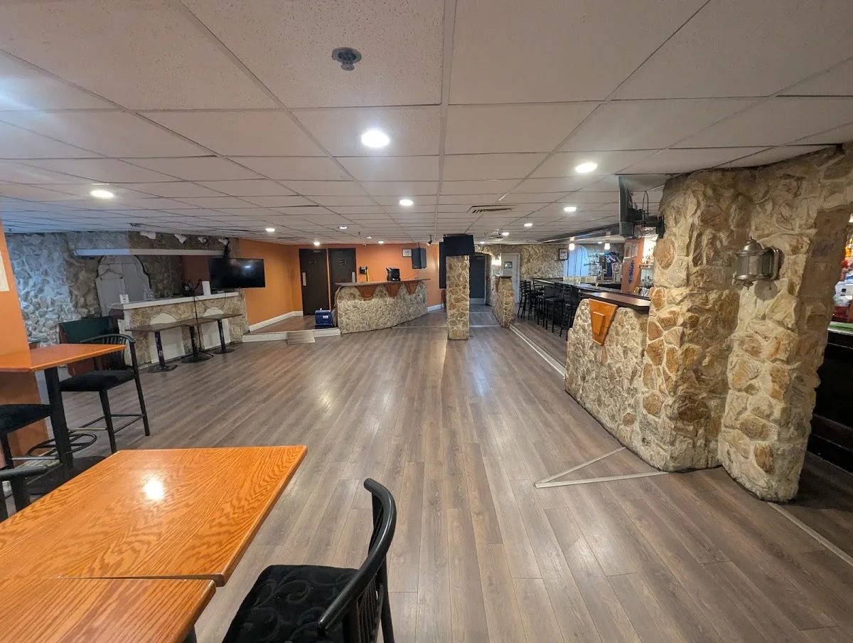 Recessions Bar and Grill