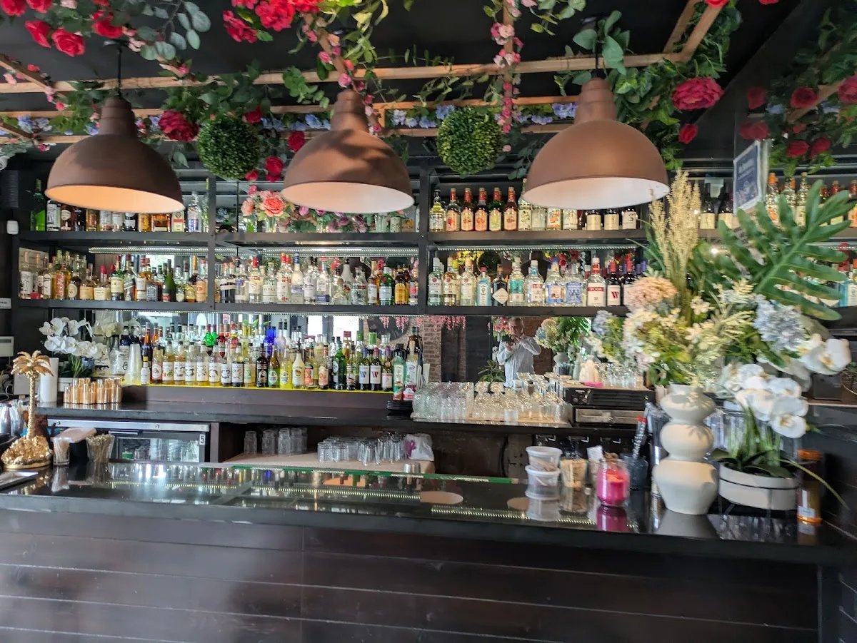 Saang Thai