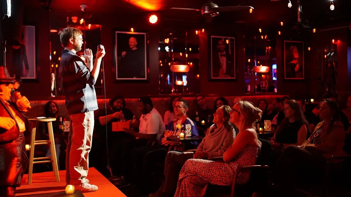 RED ROOM Comedy Club