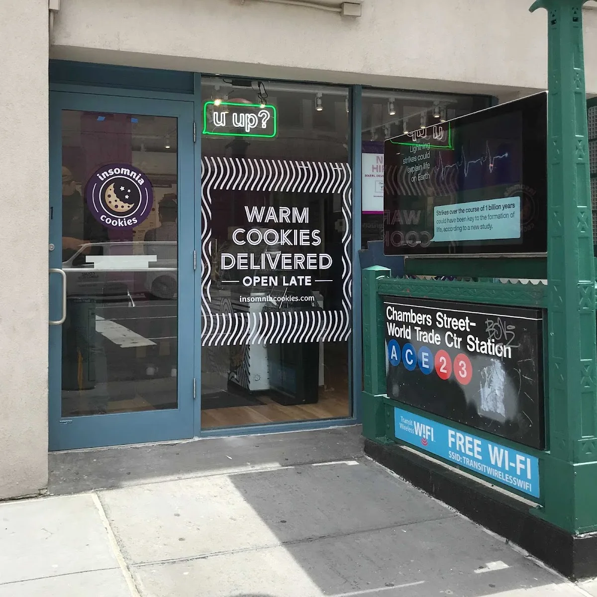 Insomnia Cookies