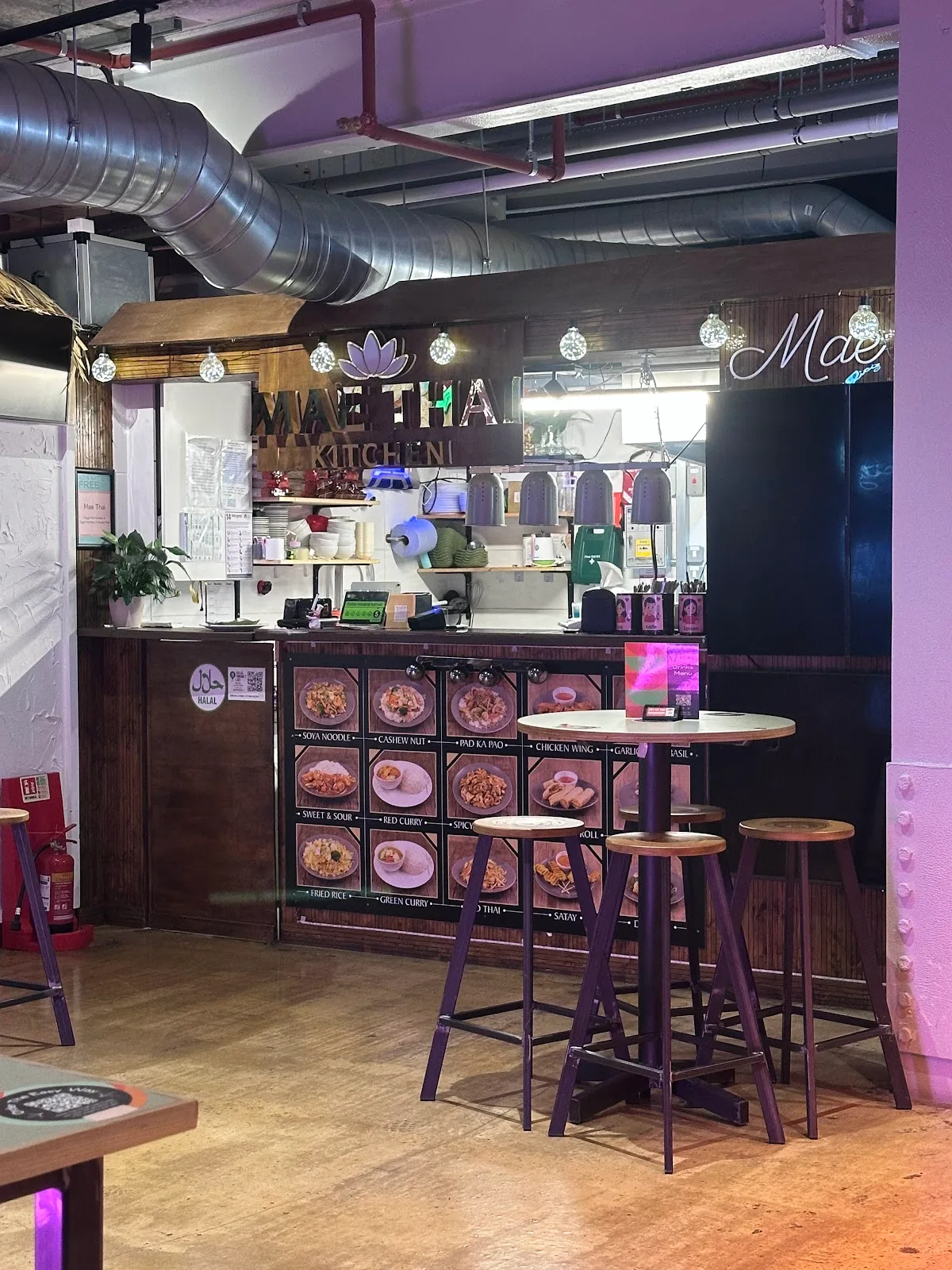 Mae Thai Kitchen (Tower Bridge Collective)