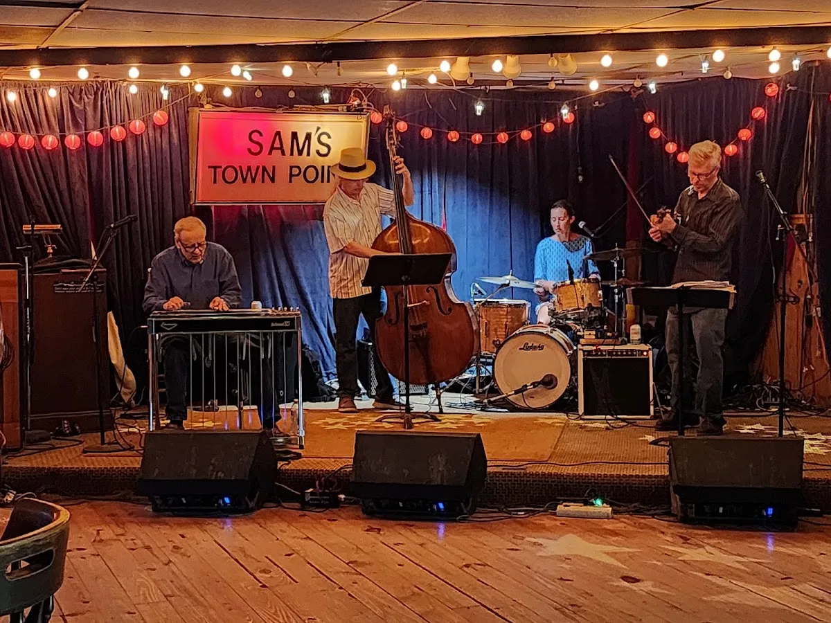 Sam's Town Point