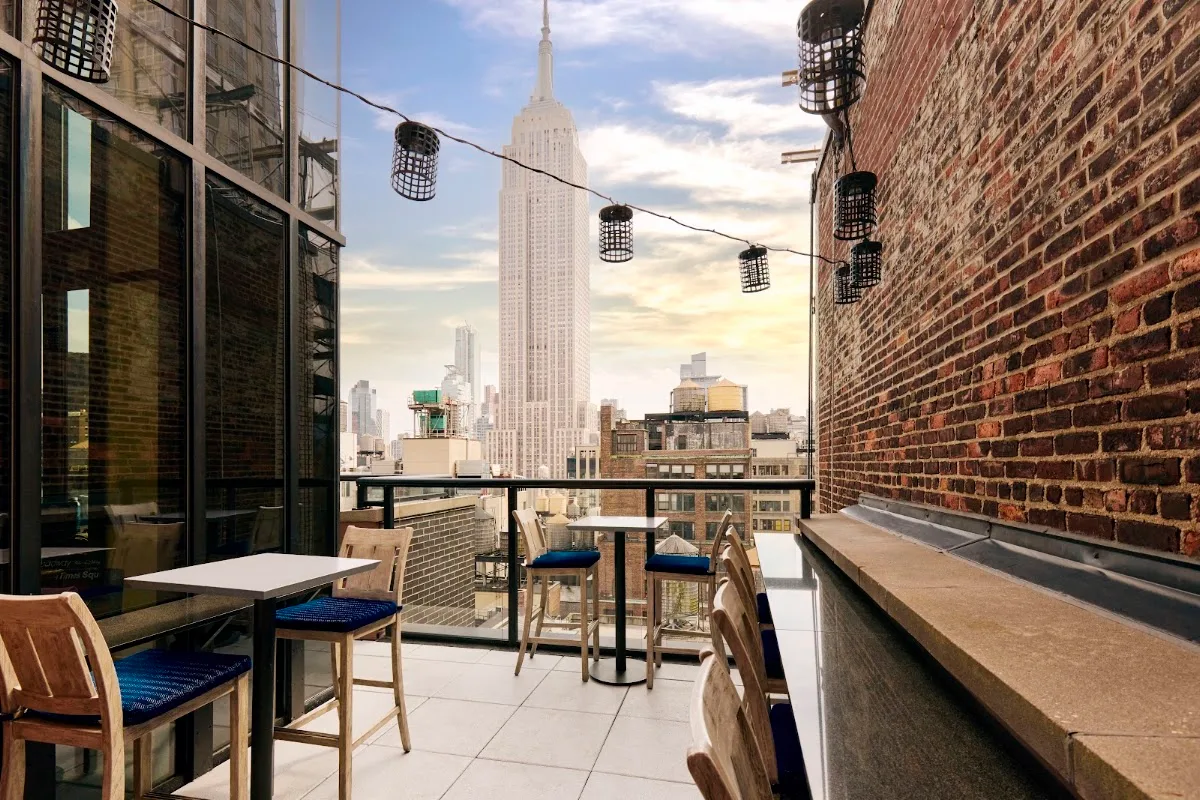Spyglass Rooftop Bar