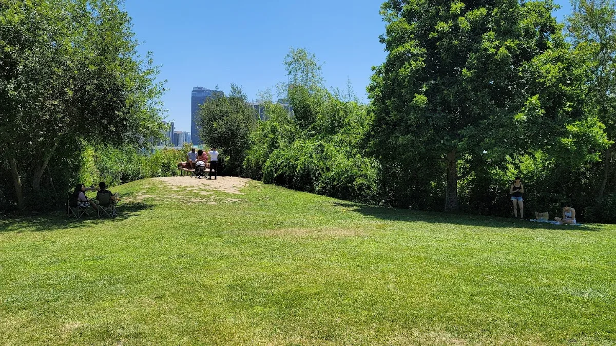 Vista Hermosa Natural Park, Mountains Recreation & Conservation Authority