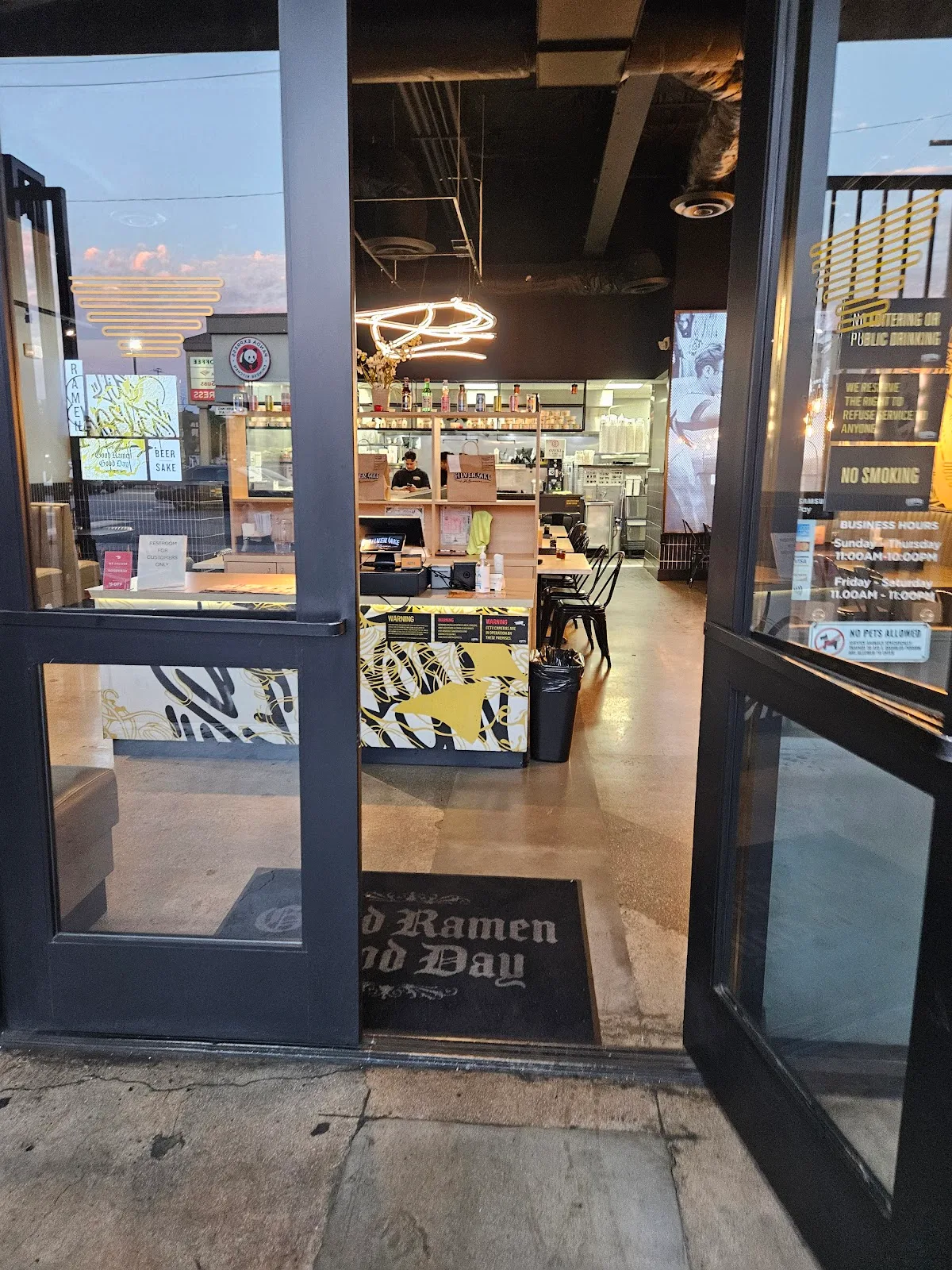 Silverlake Ramen - Van Nuys