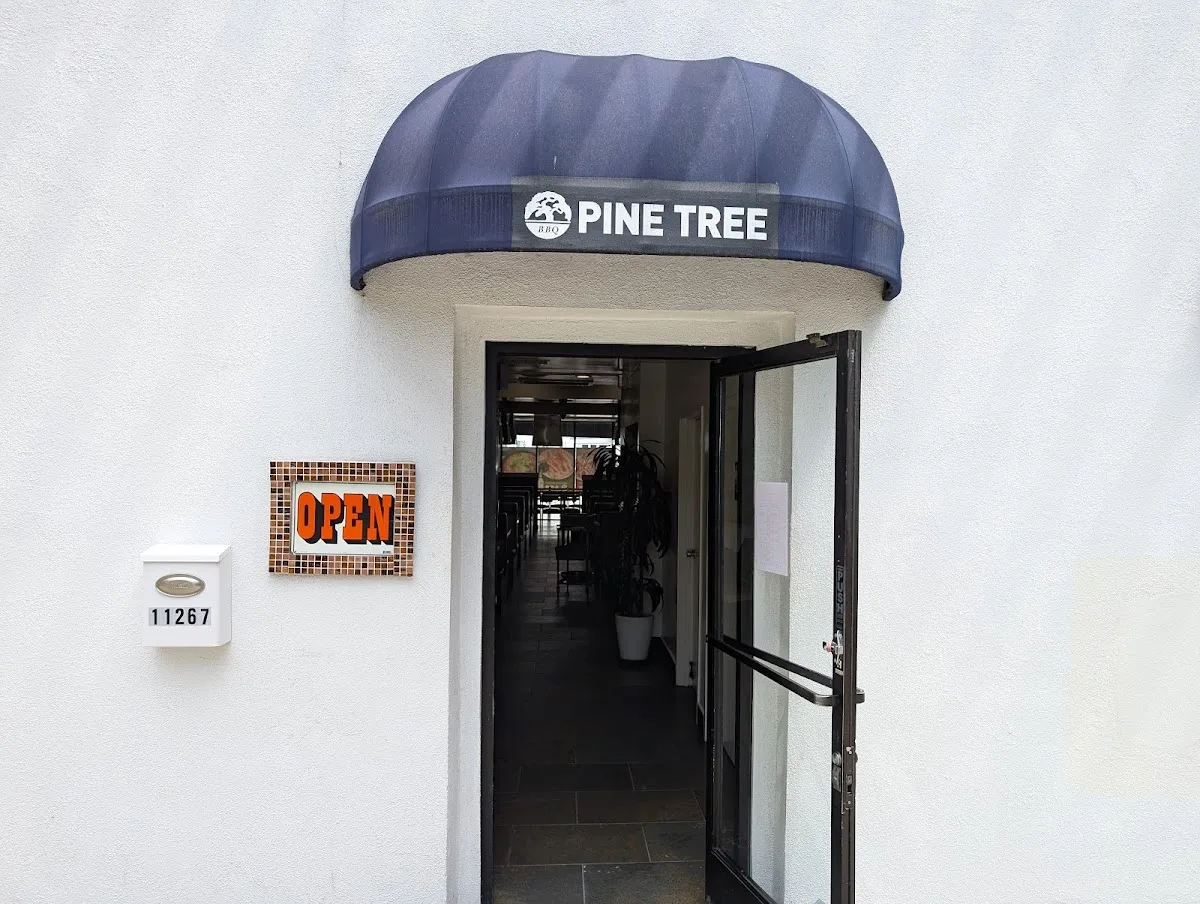 Pine Tree