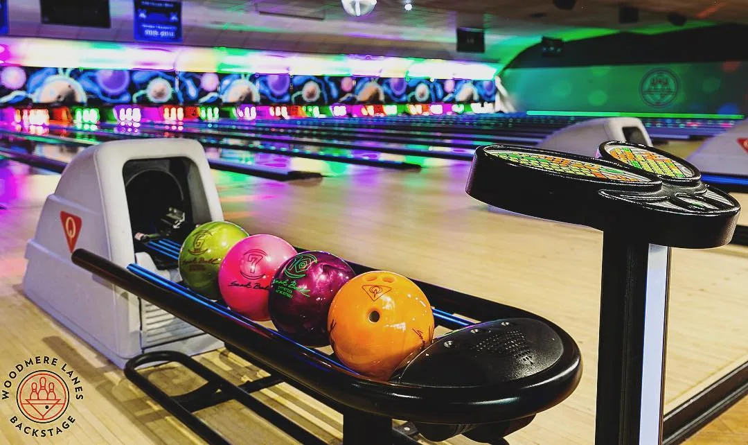 Woodmere Lanes
