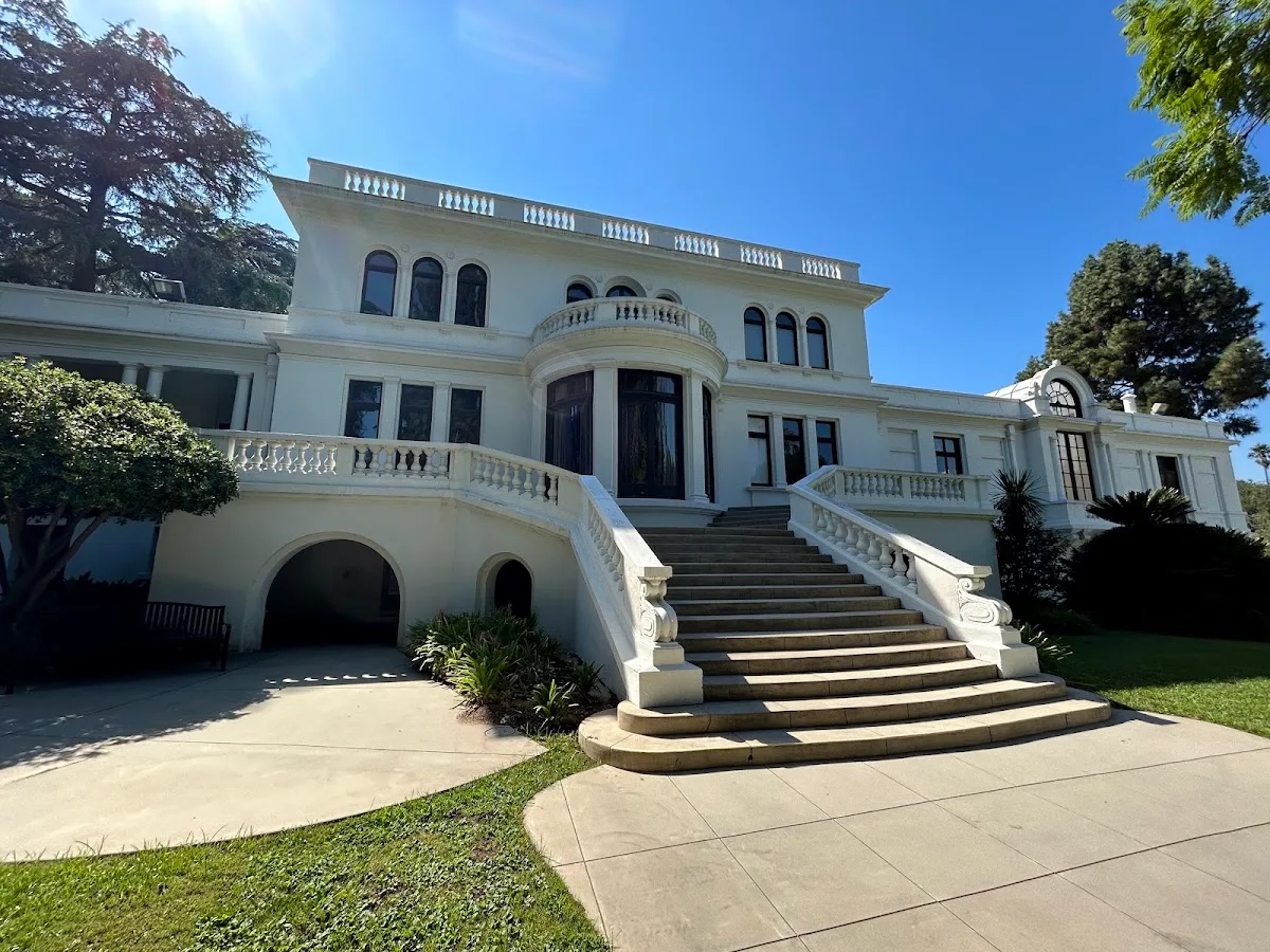 Fenyes Mansion