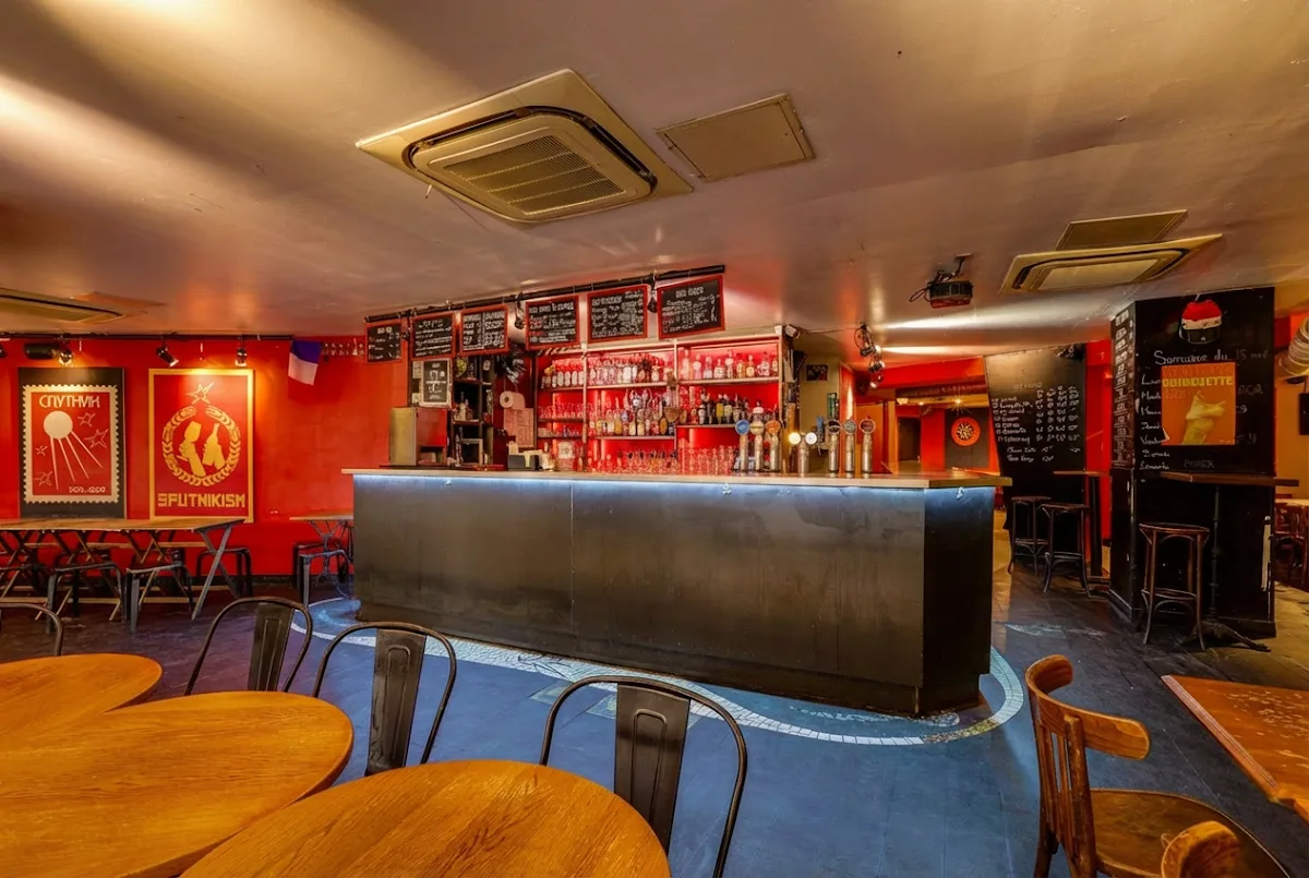 Sputnik - Bar à Fléchettes