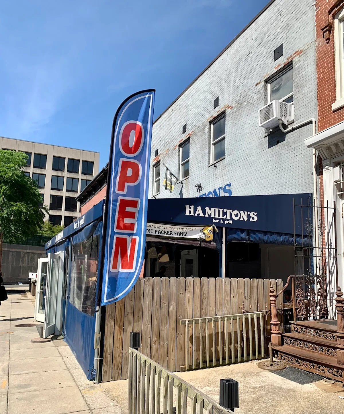 Hamilton's Bar & Grill