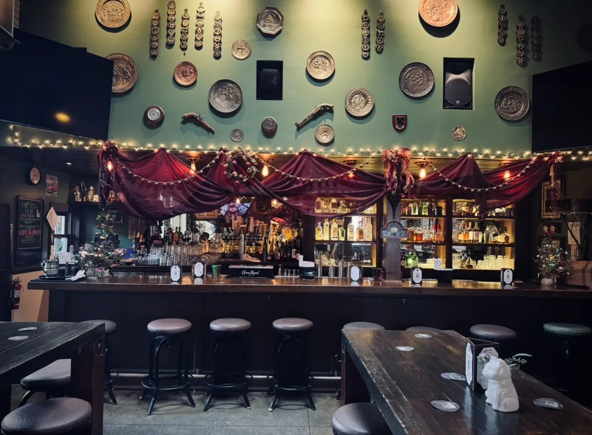 The Cat & Fiddle Restaurant & Pub