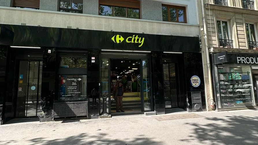 Carrefour City Paris Voltaire 74