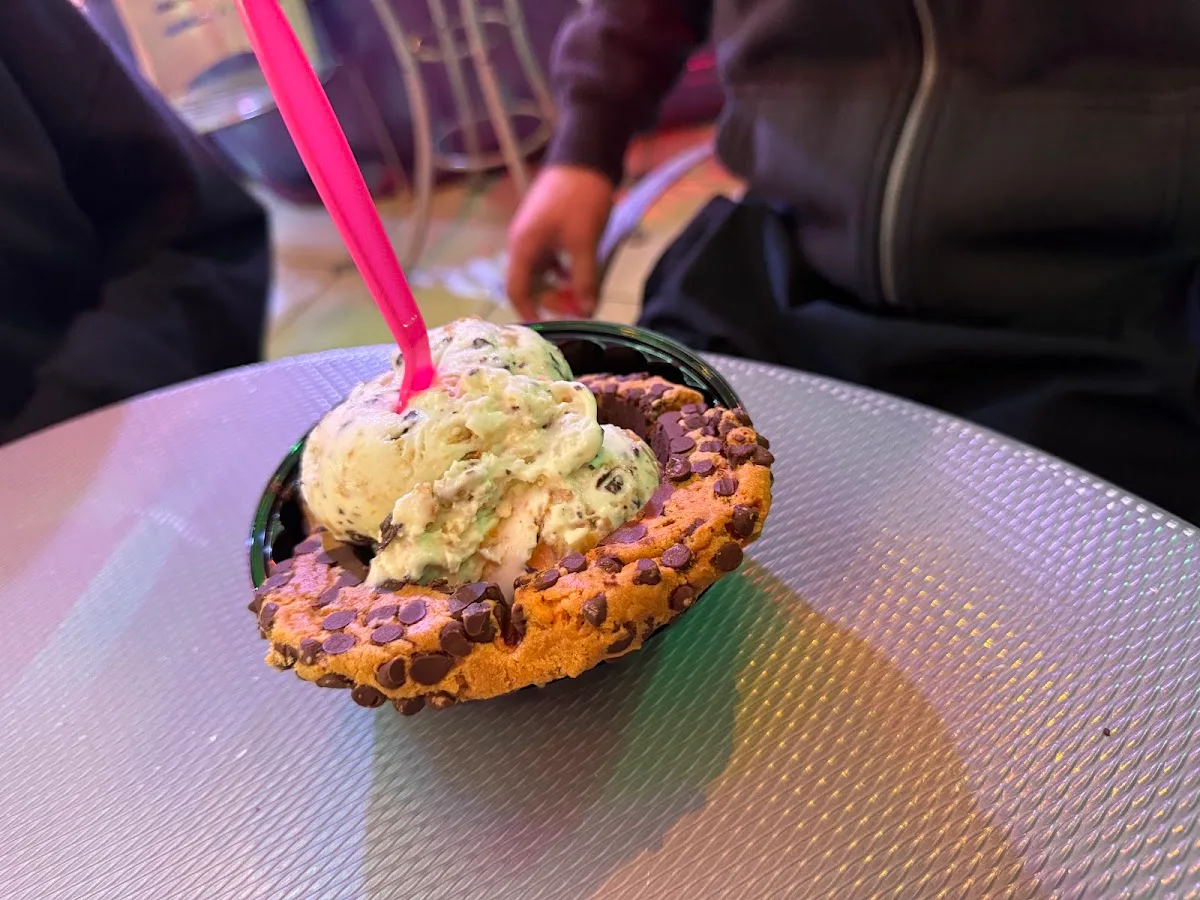 Chocolate Shoppe Ice Cream