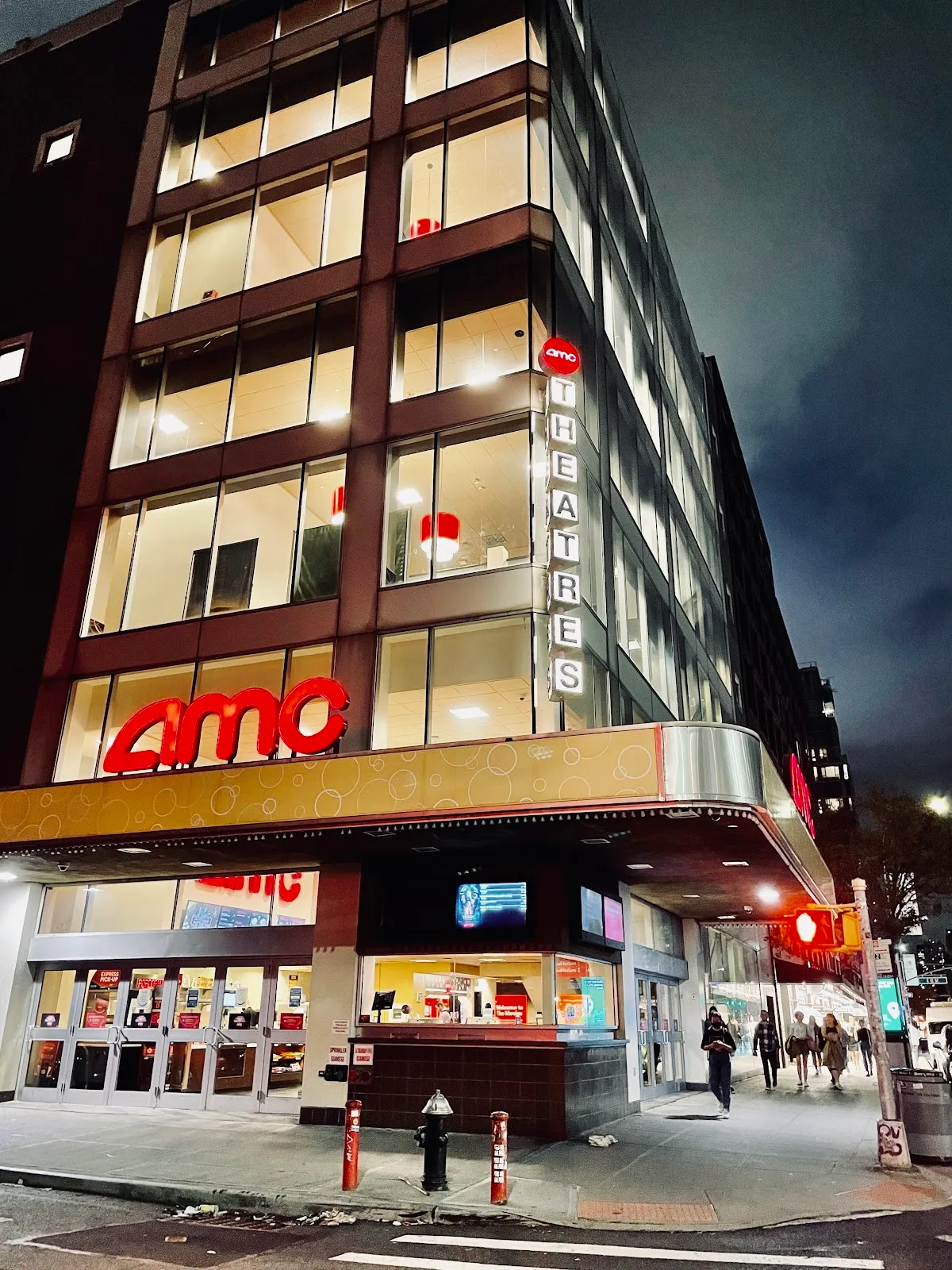 AMC Village 7