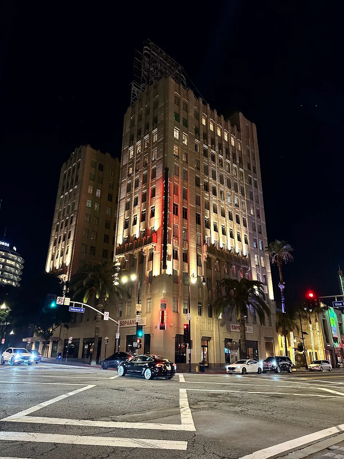 The Loft At Hollywood & Vine