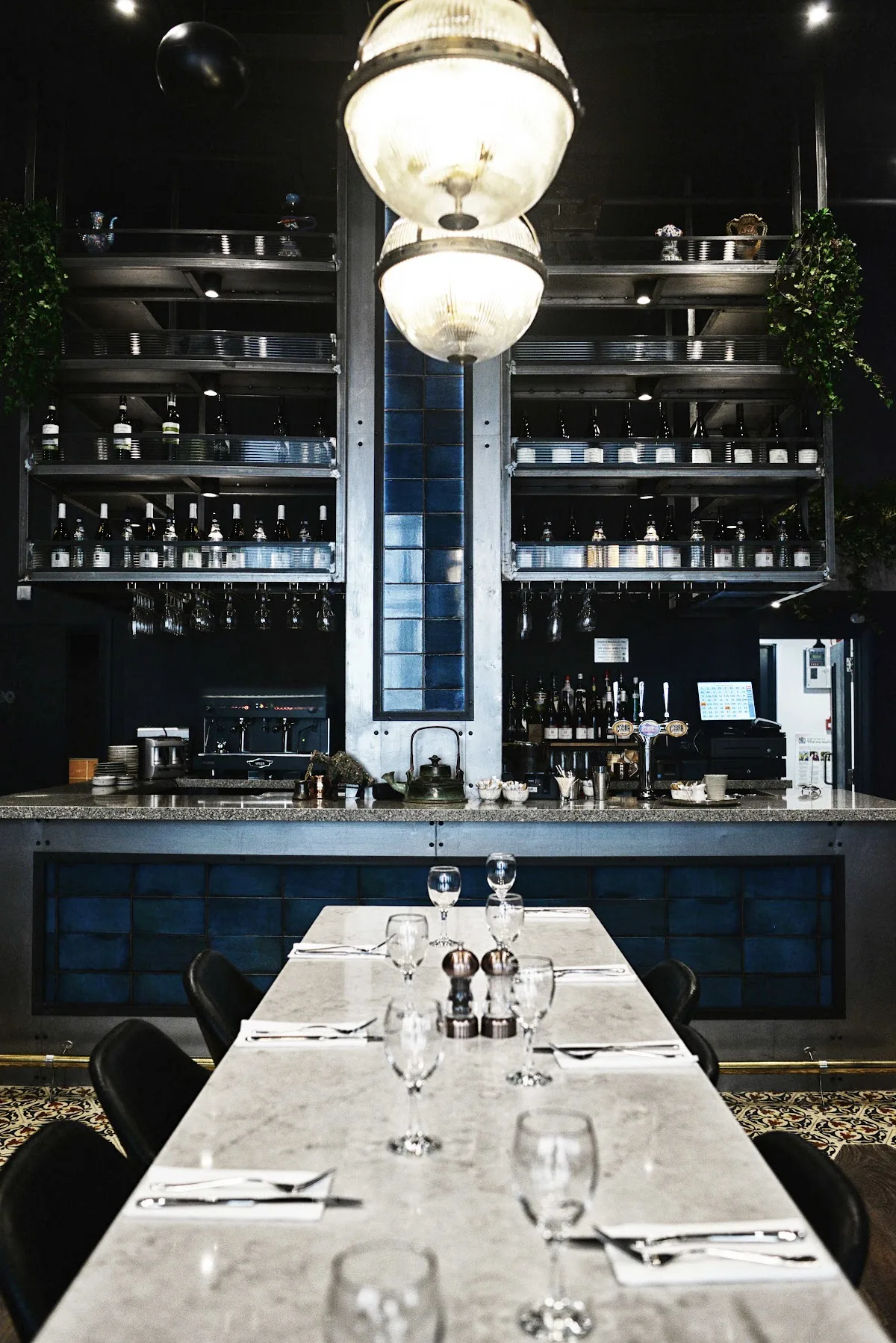 Locale Southbank