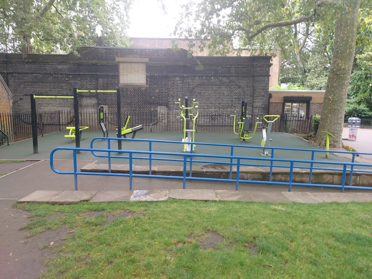 Outdoor exercise zone