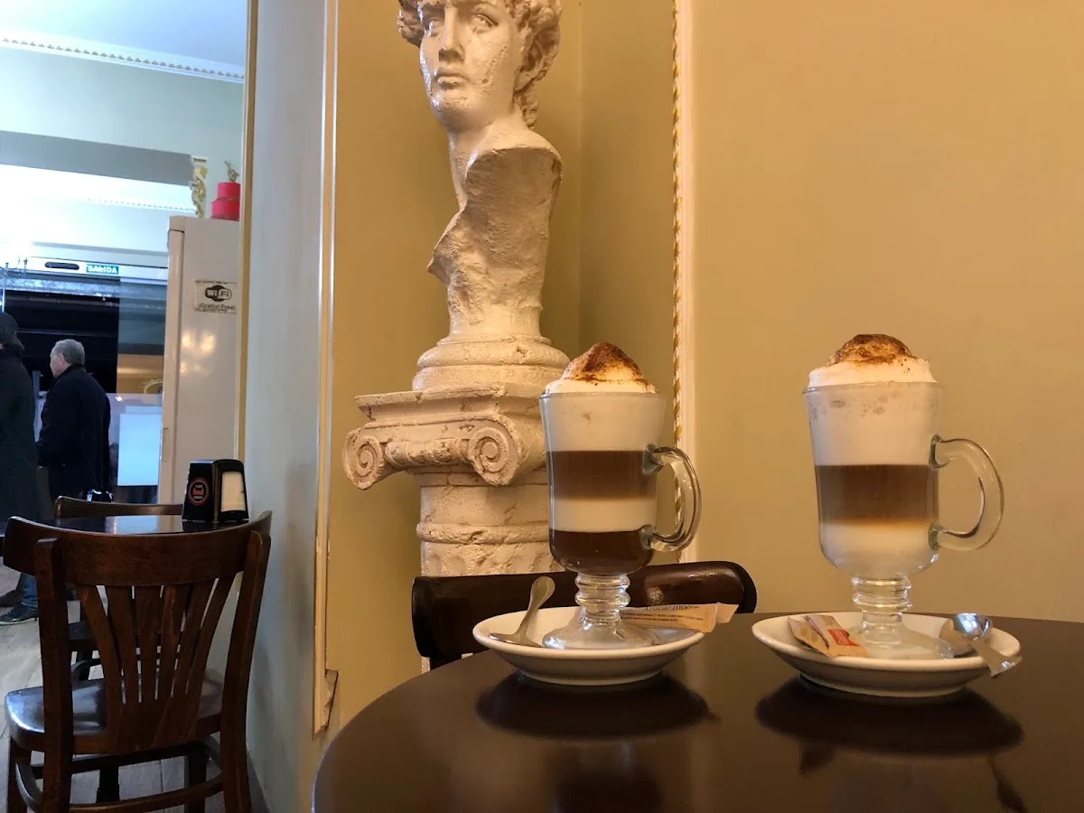 Imperio Brunch