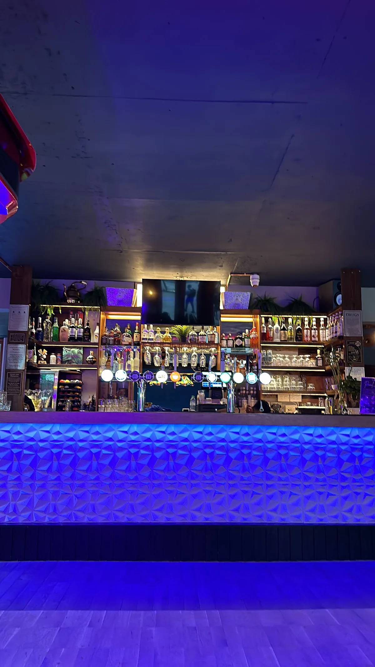 N1 Bar - Elephant & Castle