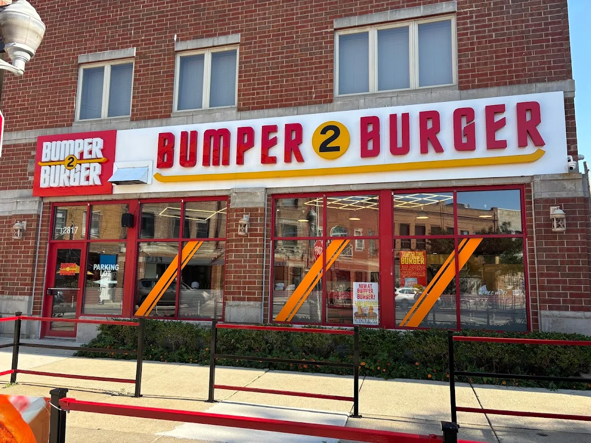 Bumper 2 Burger - Logan Square