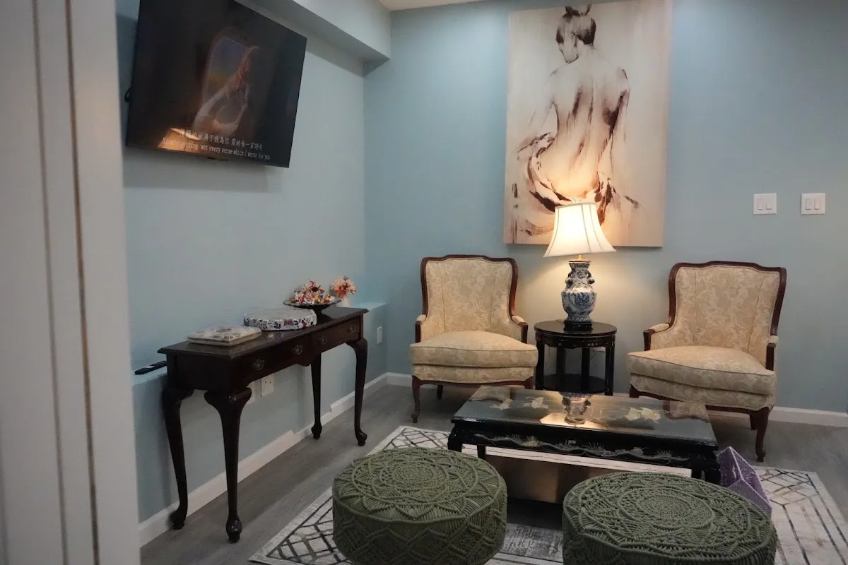 Zen Massage & Head Spa 86