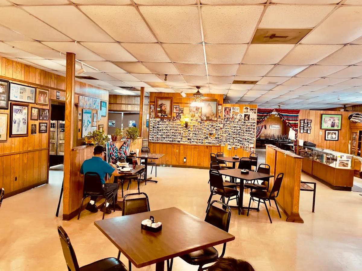 Rosie's Tamale House ( Mexican Restaurant )