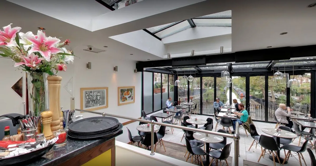Laville Restaurant