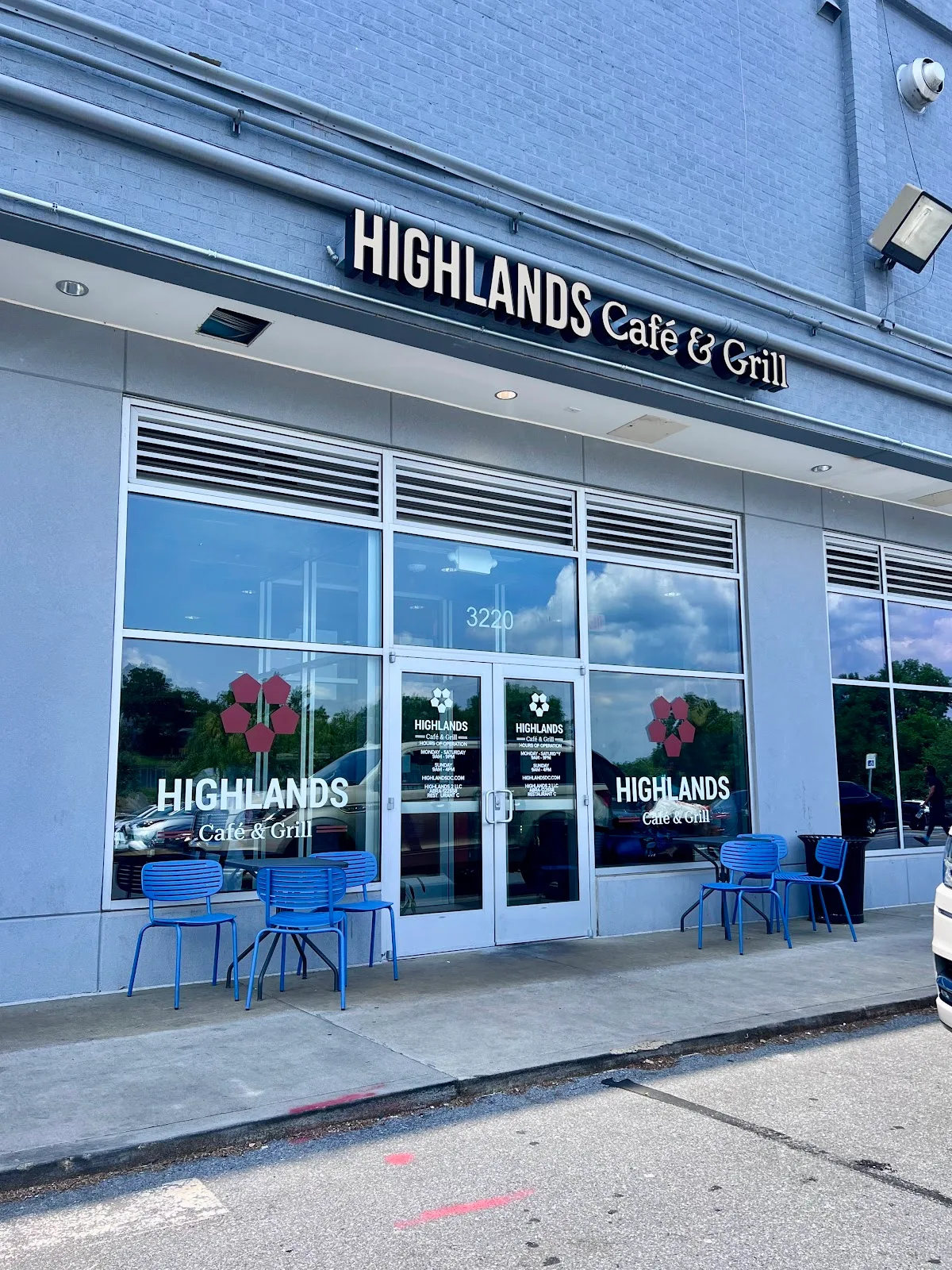 Highlands Cafe and Grill