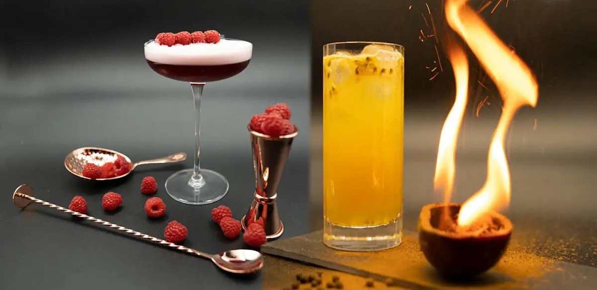 Charlotte Bar/Club Paris