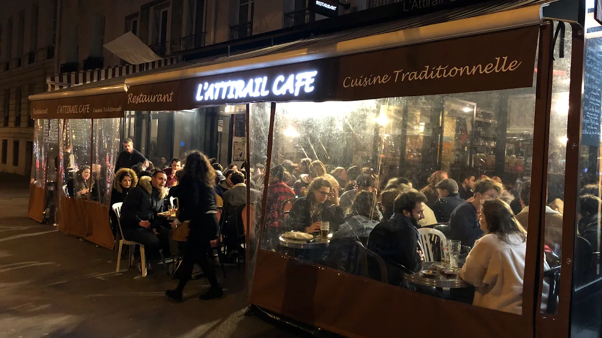 L’ATTIRAIL CAFÉ