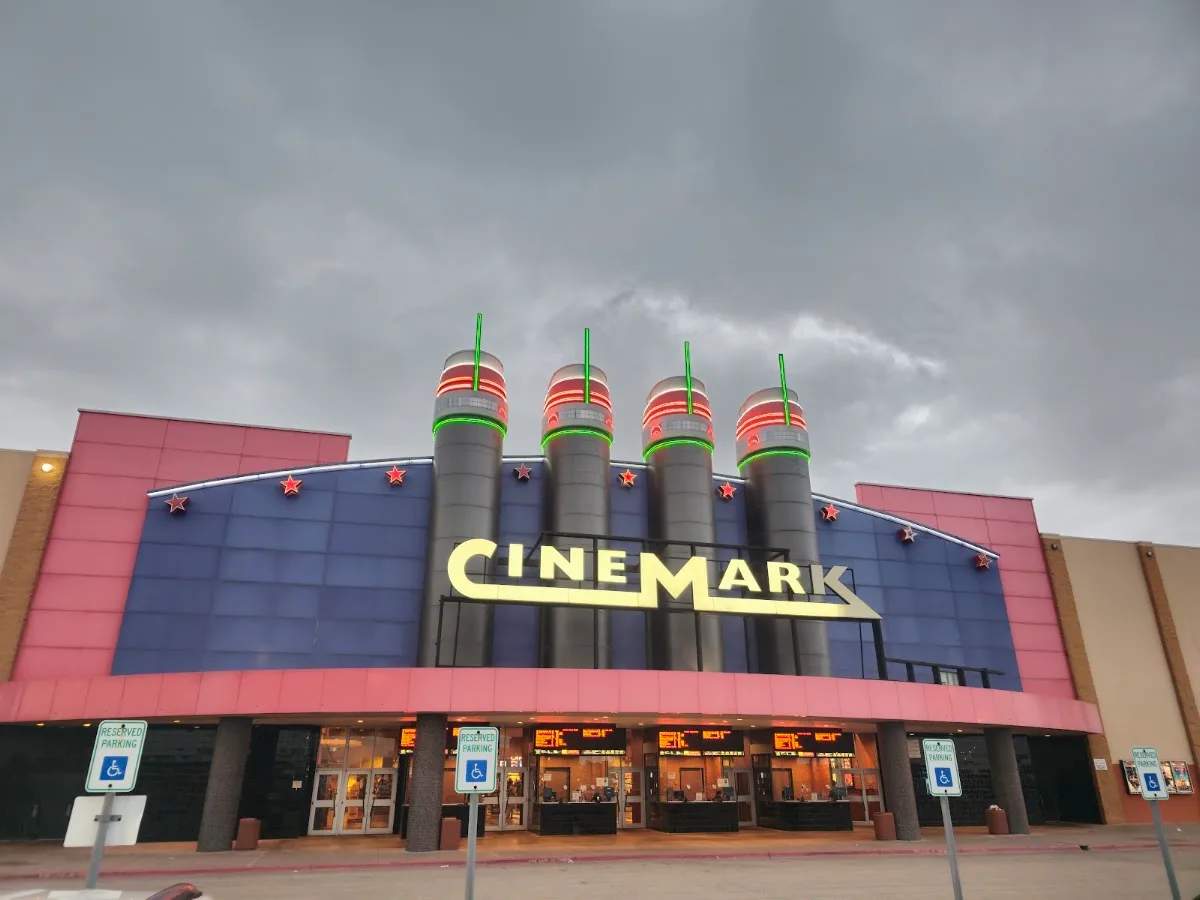 Cinemark Pflugerville 20 and XD