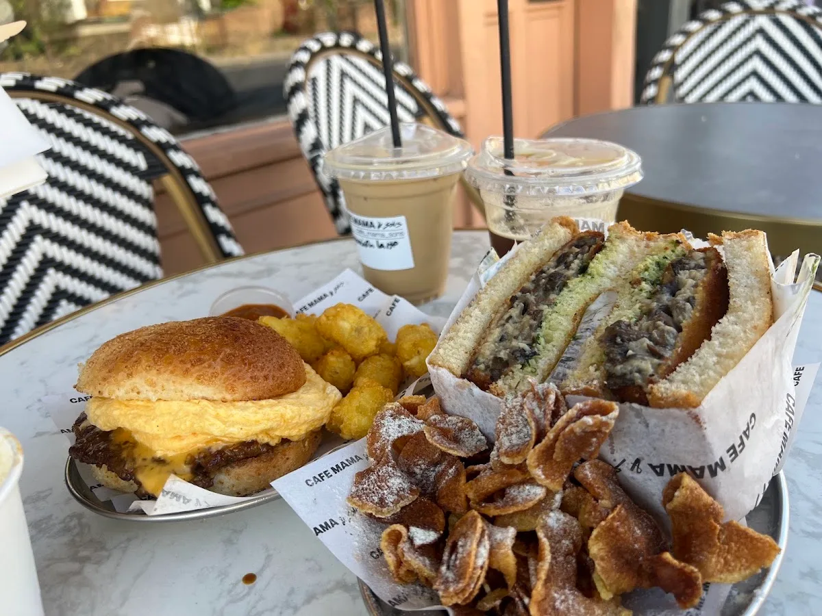 Cafe Mama & Sons