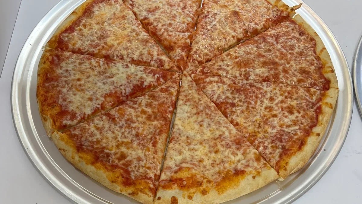 Five Boys Fresh Pizza