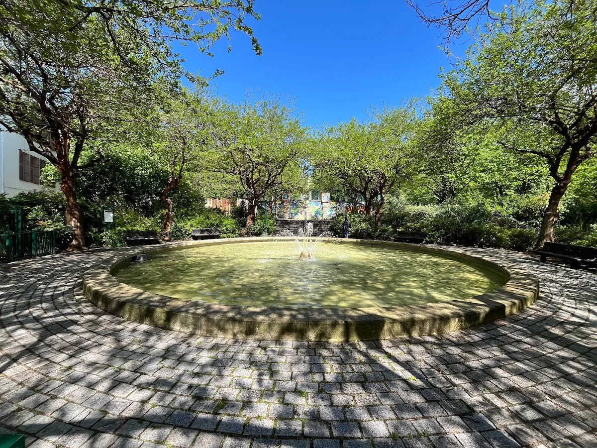 Rue-Pali-Kao Garden