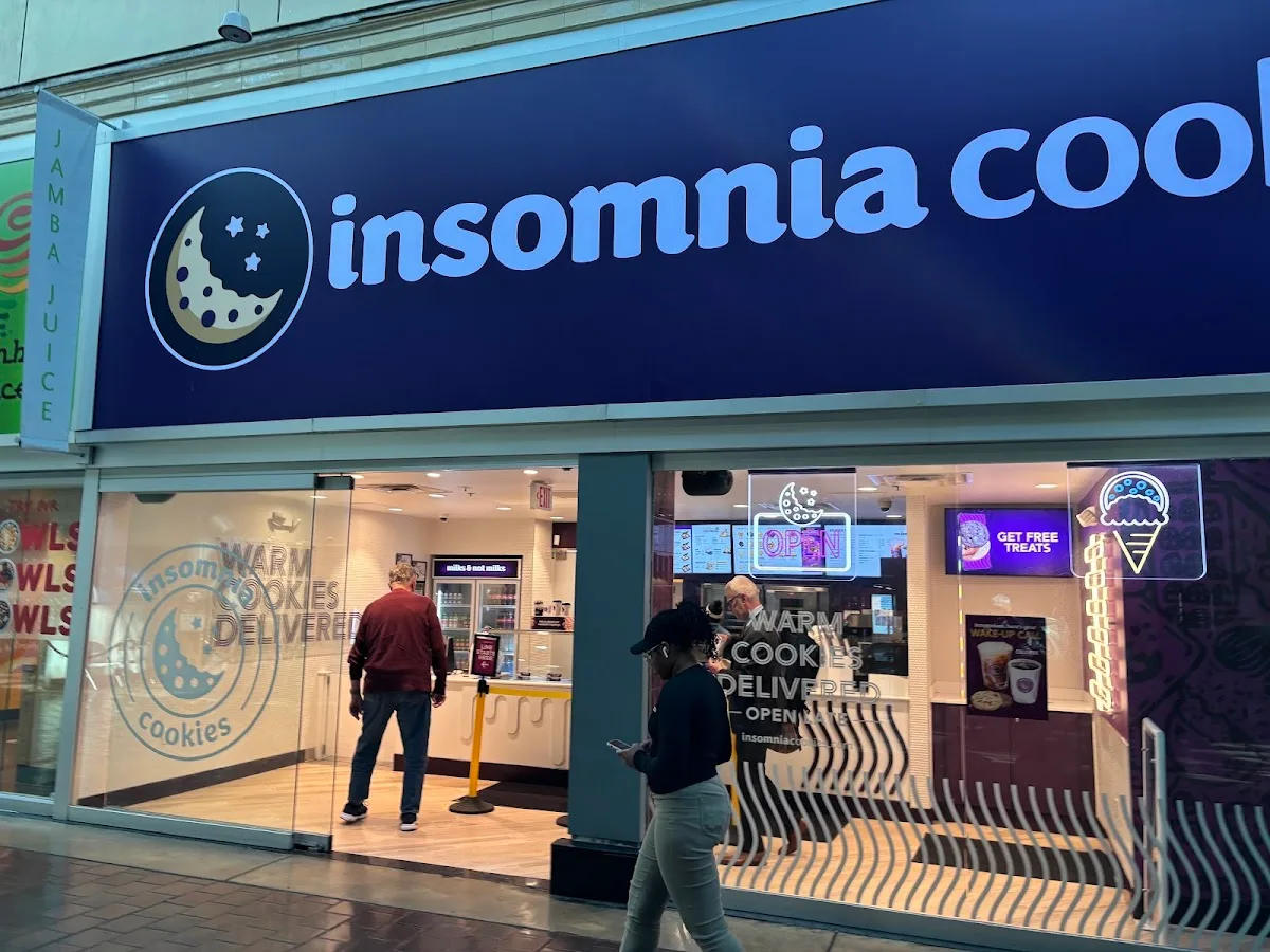 Insomnia Cookies