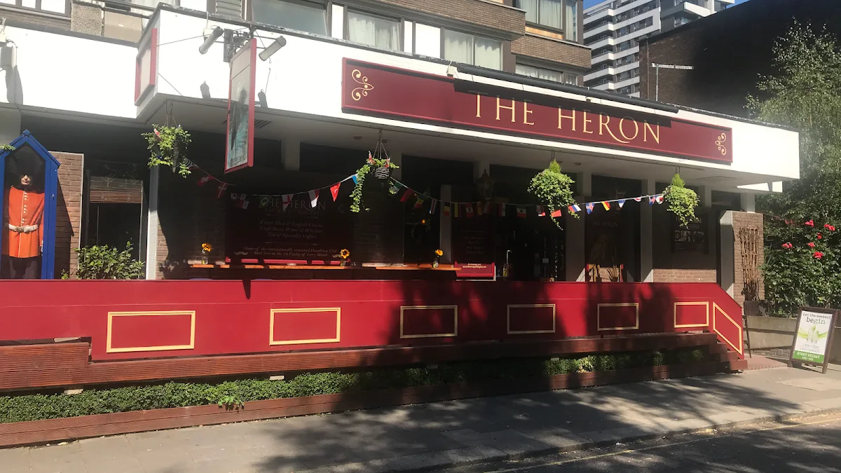 The Heron Bar & Restaurant
