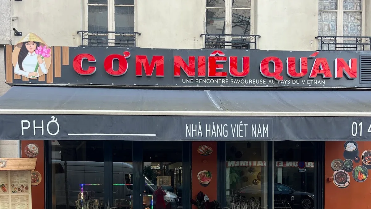 Cơm Niêu Quán