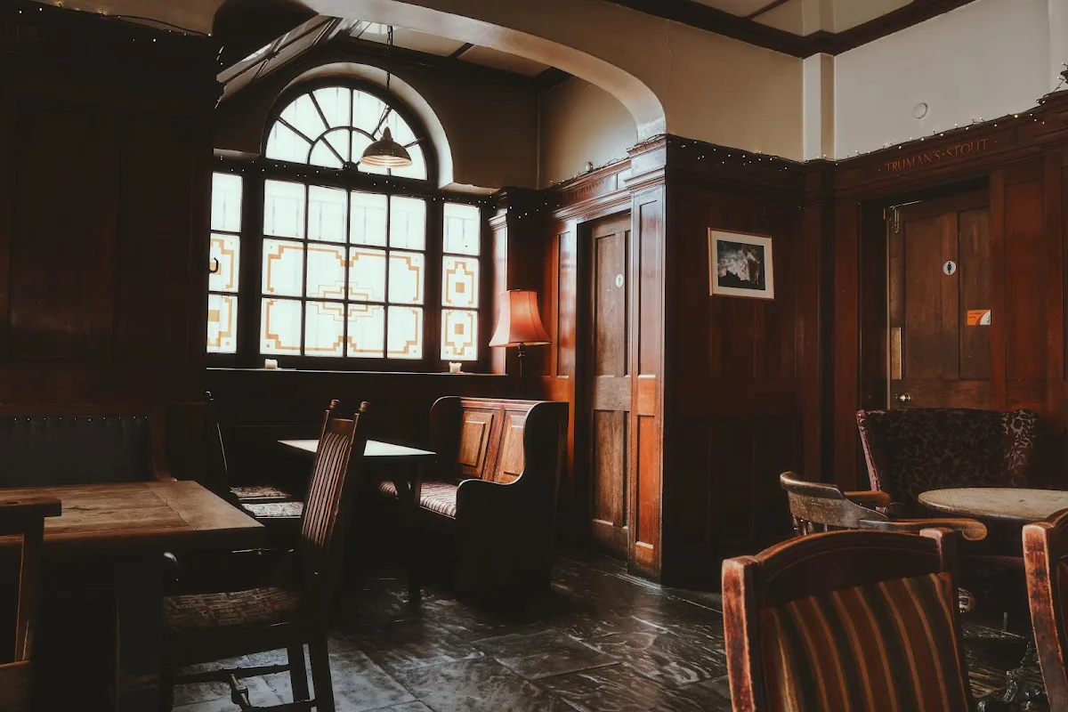 The Rose & Crown