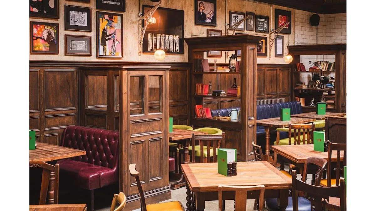 Boulogne Bar