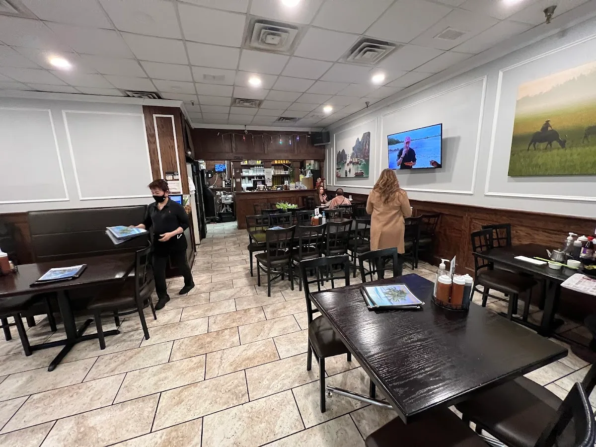 Truong Tien Restaurant