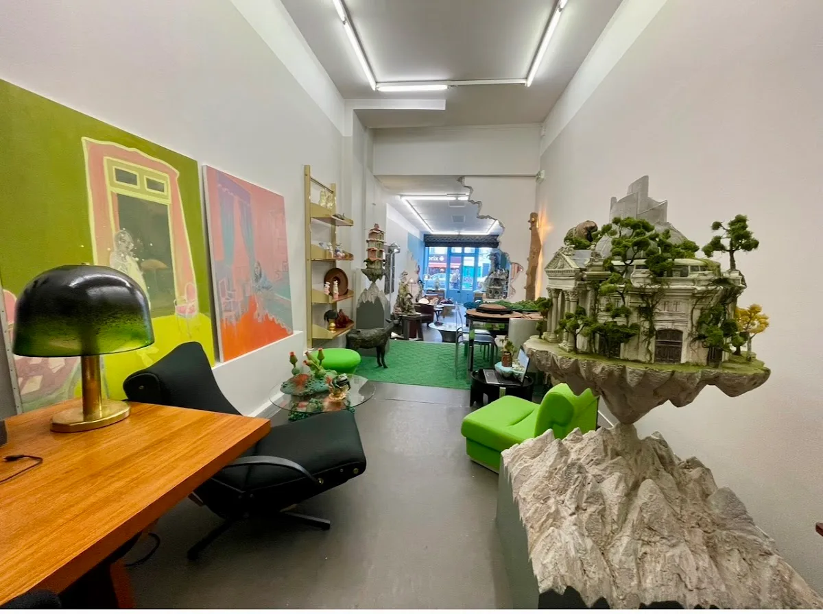 School Gallery Paris