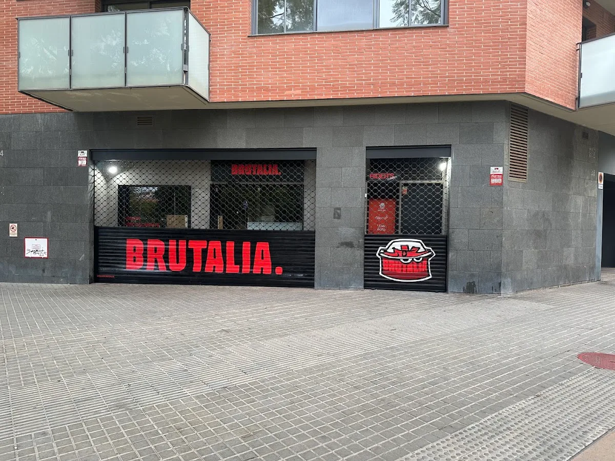 BRUTALIA ║ Sant Martí