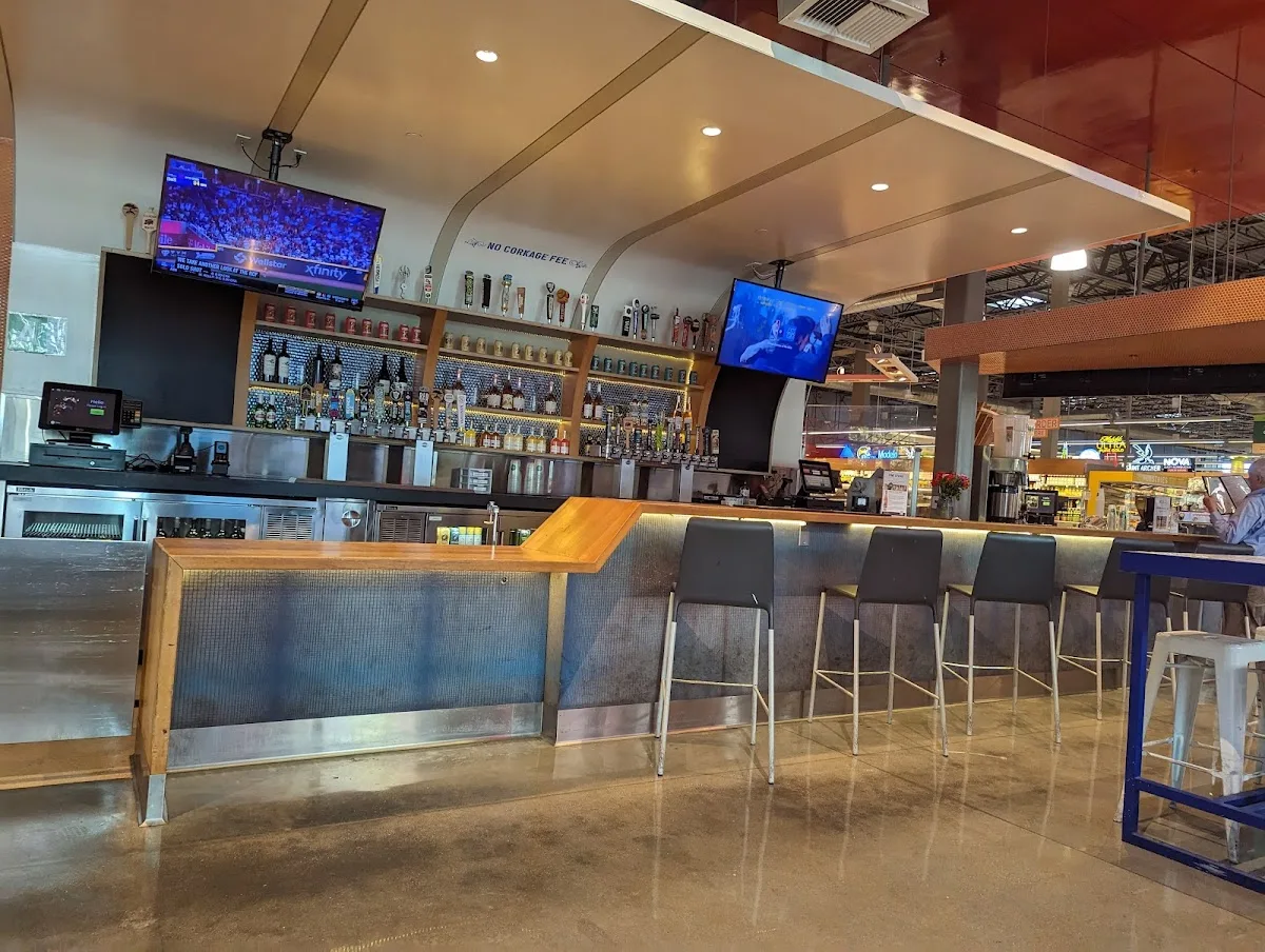 Astro Pub