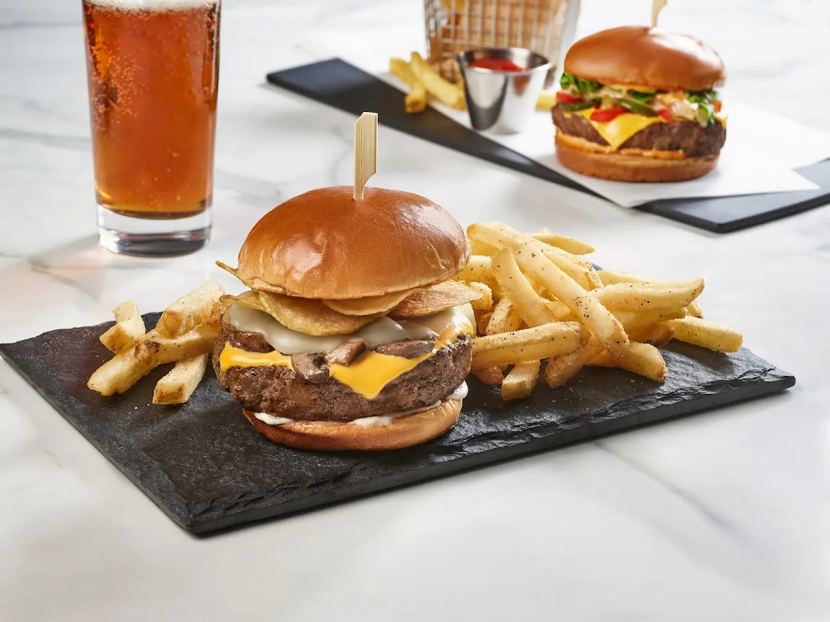 Bar Louie -University Village