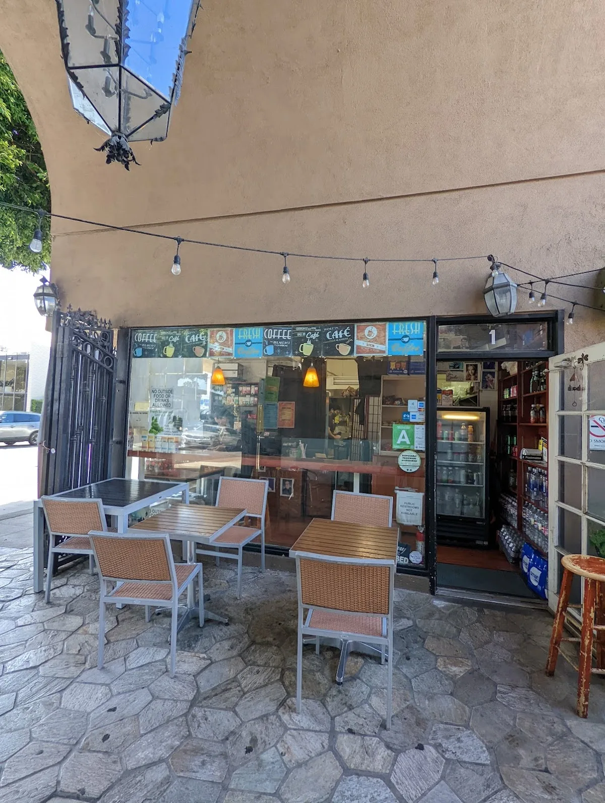 Anny's Cafe