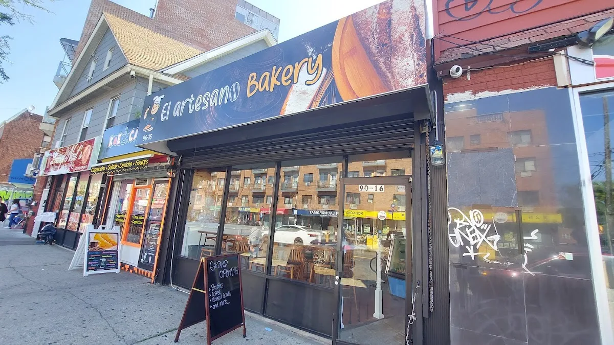 El Artesano Bakery